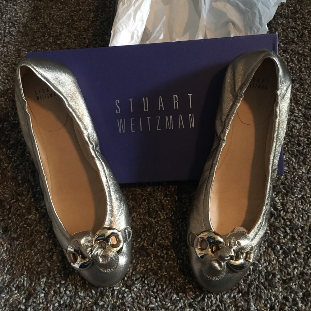 Stewart Weitzman flats. Size 9.